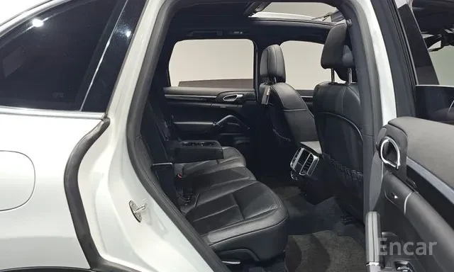 Porsche Cayenne 958 DIESEL / ЛИЗИНГ, снимка 12 - Автомобили и джипове - 56061671