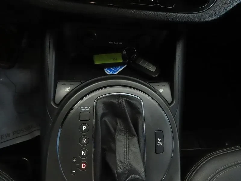 Kia Sportage R Diesel 4Wd Tlx Top-Of-The-Line Model, снимка 16 - Автомобили и джипове - 56118331