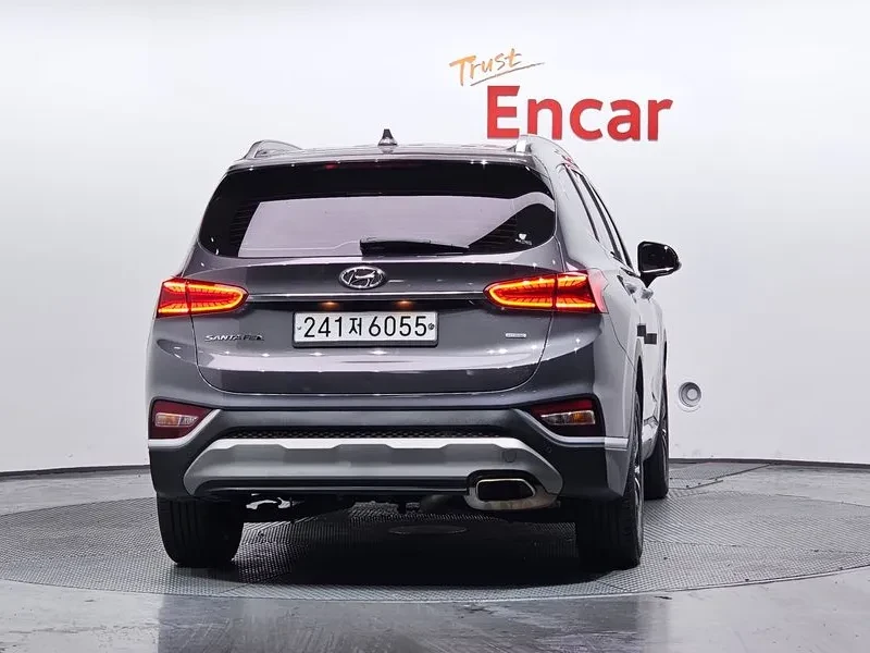 Hyundai Santa fe 2.0 4WD - САМО 30% АВАНС, снимка 8 - Автомобили и джипове - 56306653