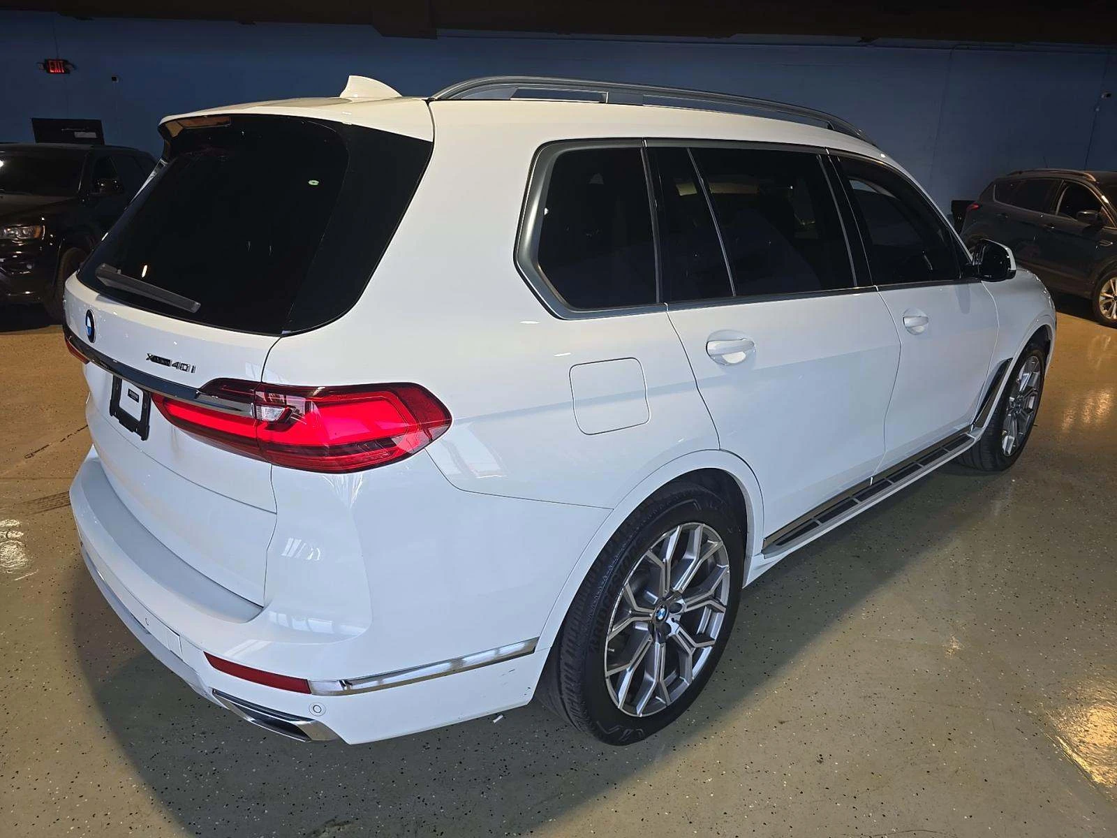 BMW X7 B58* DISTRO* 7МЕСТА* 5-ЗОНОВ КЛИМАТ* KEYLESS* PANO - изображение 4