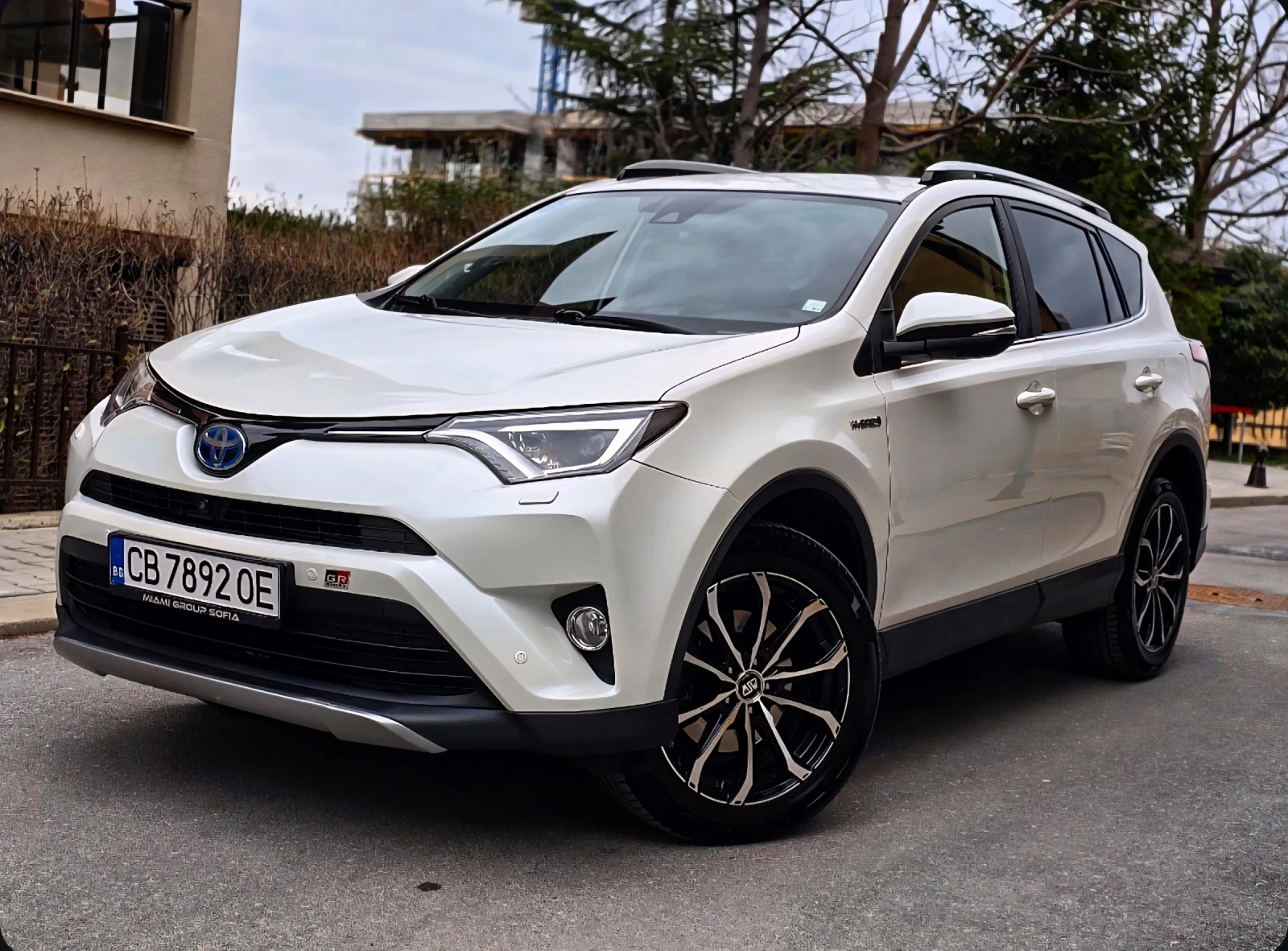 Toyota Rav4 Executive Plus 4x4, снимка 3 - Автомобили и джипове - 53906385