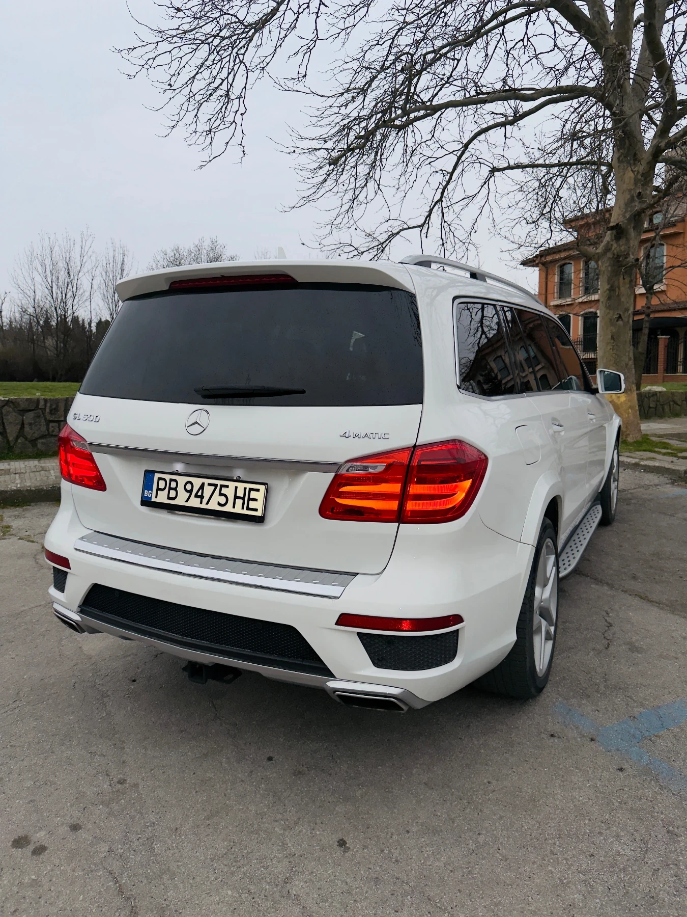 Mercedes-Benz GL 550, снимка 3 - Автомобили и джипове - 53938970