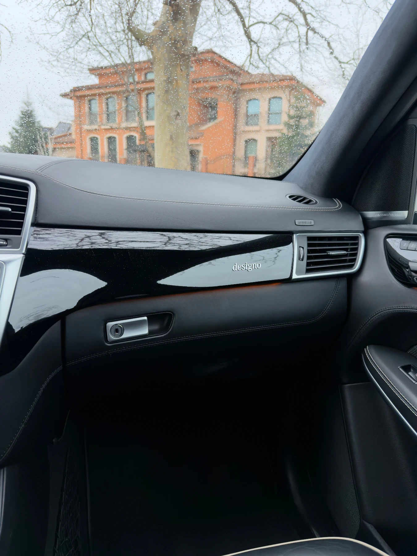 Mercedes-Benz GL 550, снимка 9 - Автомобили и джипове - 53938970