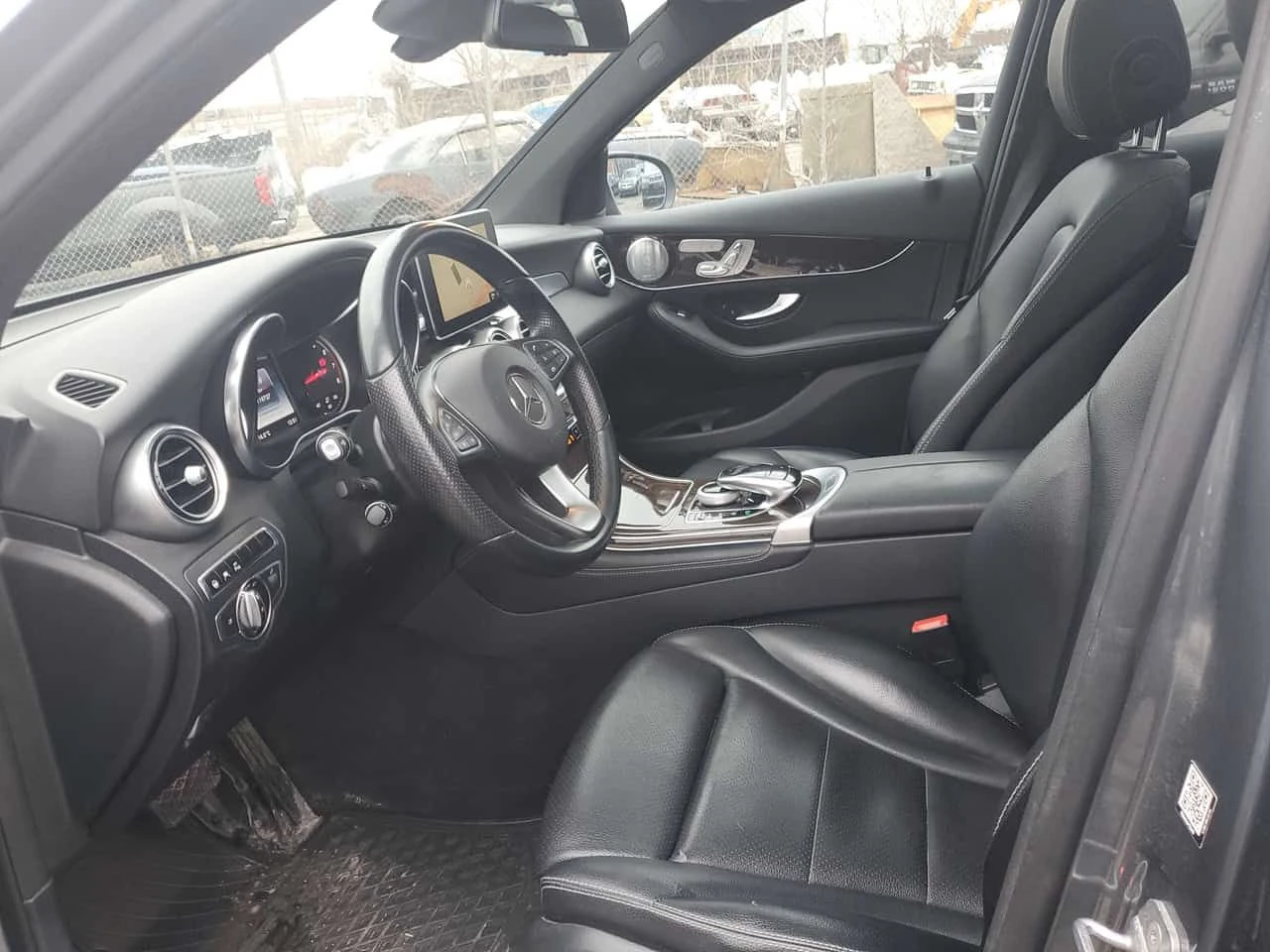 Mercedes-Benz GLC 300 * 4MATIC * CARFAX *  | Mobile.bg � ����������� 5