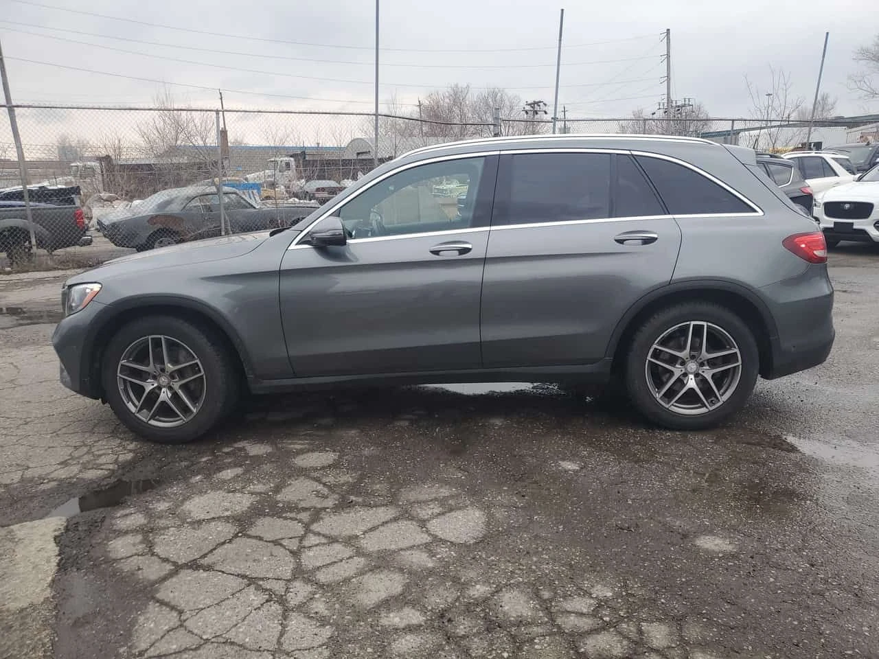 Mercedes-Benz GLC 300 * 4MATIC * CARFAX *  | Mobile.bg � ����������� 2