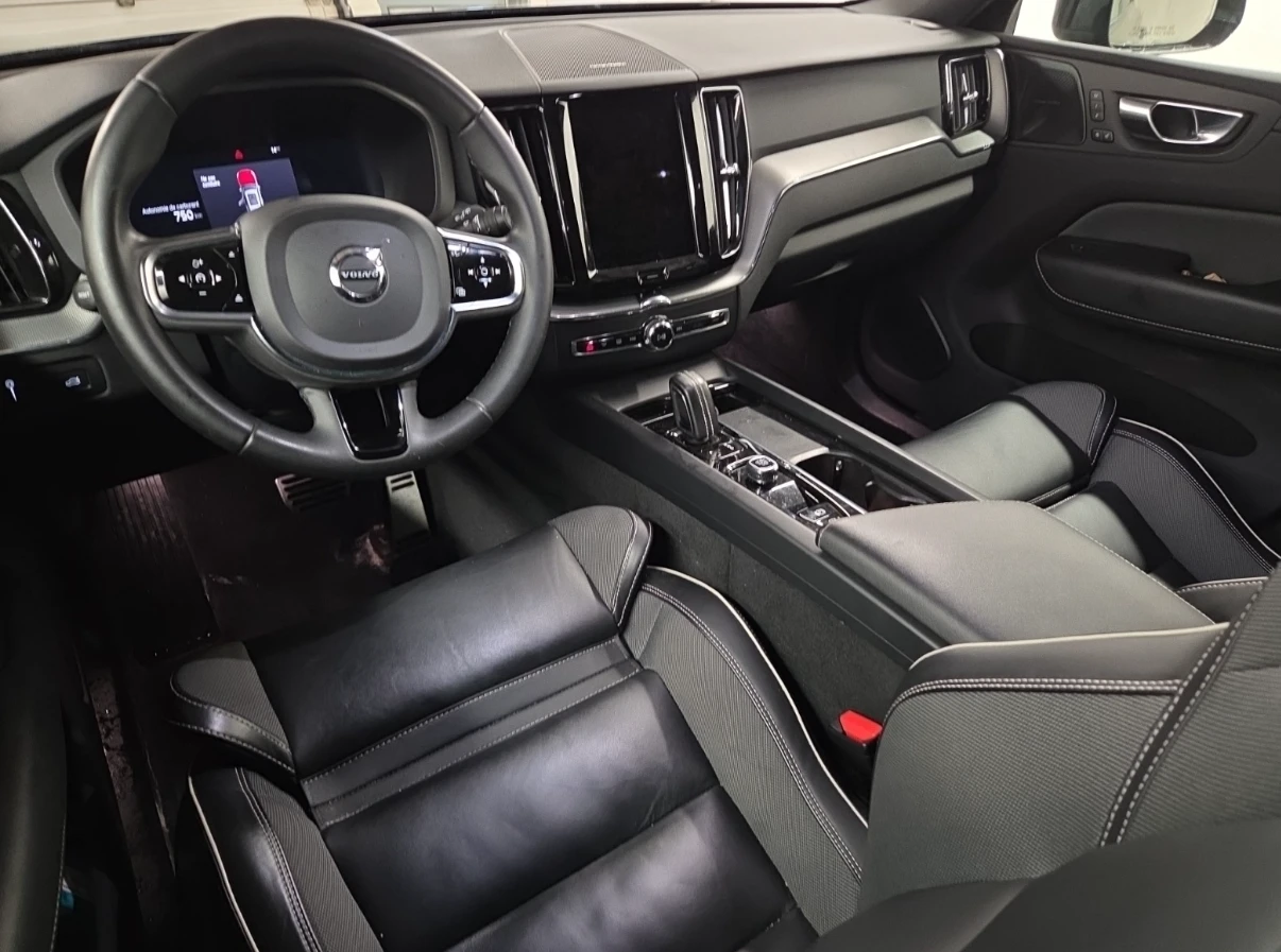 Volvo XC60 2022 Volvo XC60 R-Design, снимка 9 - Автомобили и джипове - 54736925