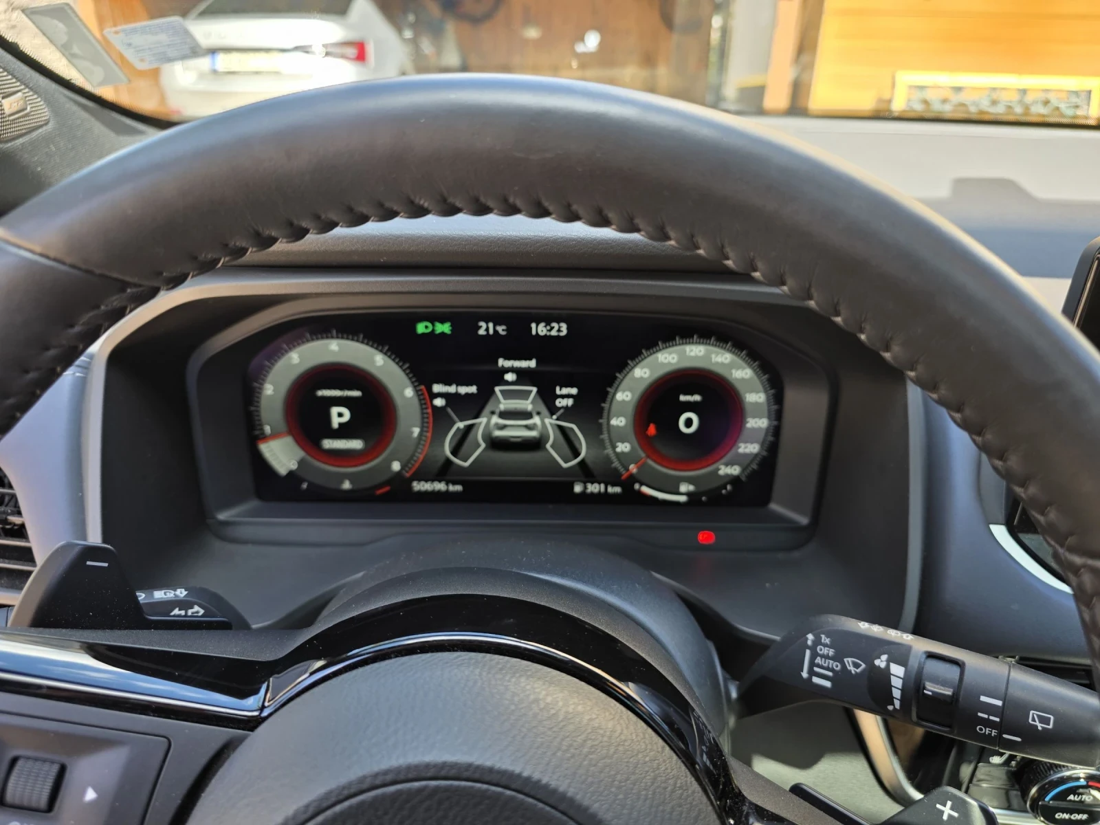 Nissan Qashqai 4x4 TEKNA+ , снимка 6 - Автомобили и джипове - 55435362