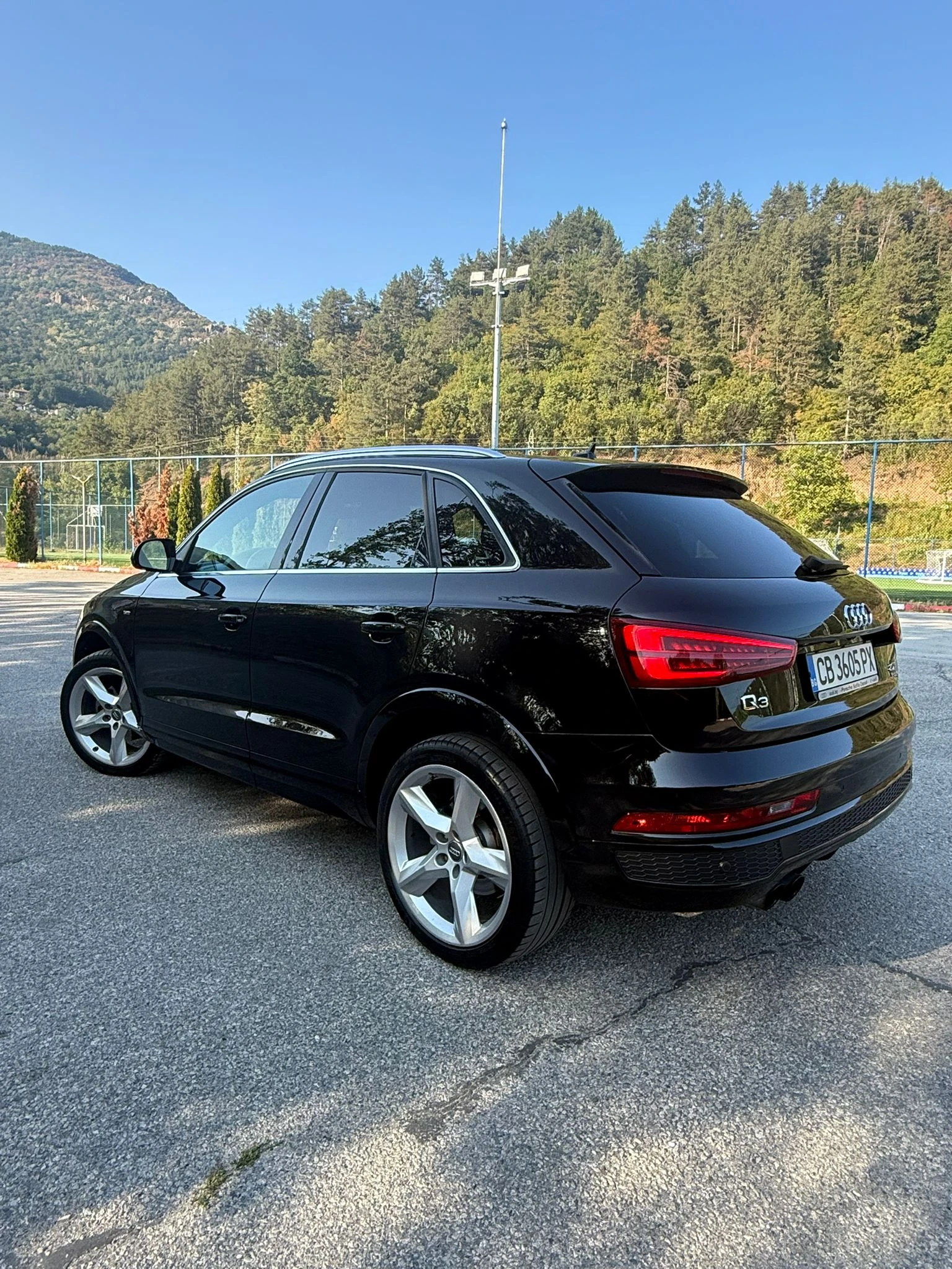 Audi Q3 2.0 TFSI QUATTRO, снимка 4 - Автомобили и джипове - 55853962