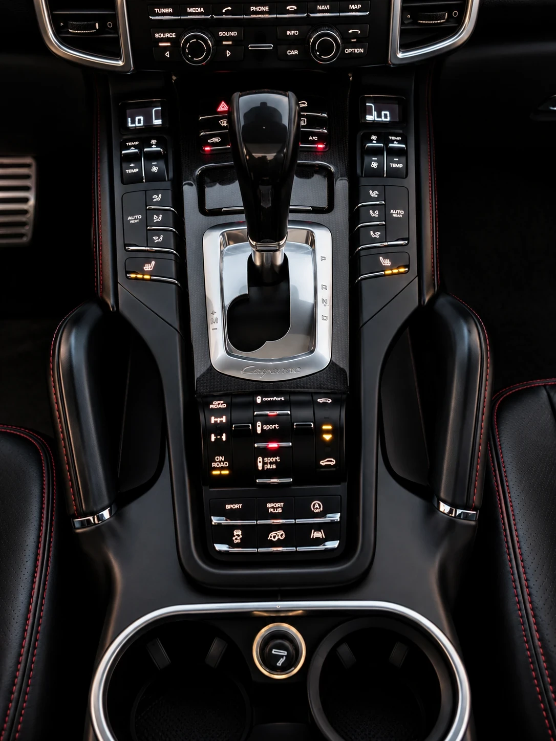 Porsche Cayenne 3.6GTS| FACE| CHRONO| SPORT DESIGN| ЛИЗИНГ, снимка 11 - Автомобили и джипове - 55975470