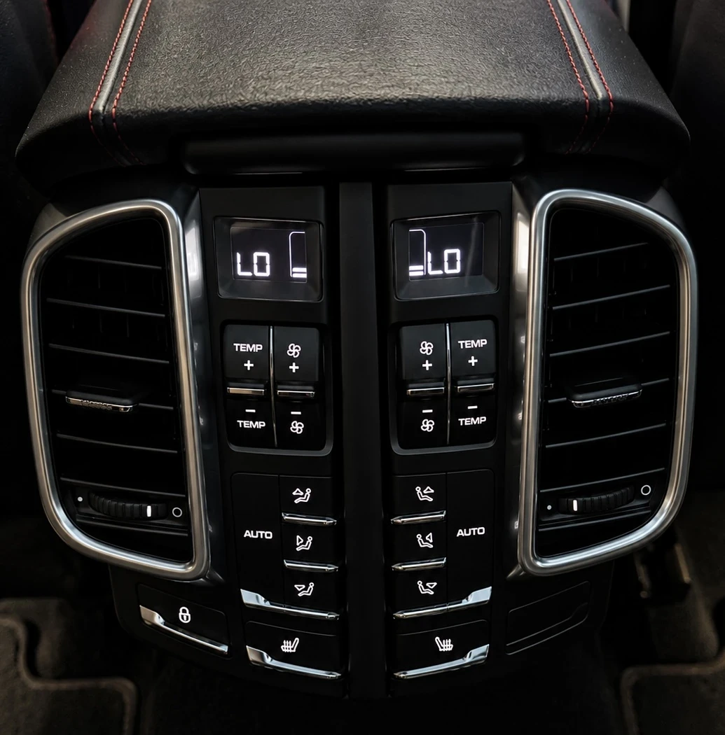 Porsche Cayenne 3.6GTS| FACE| CHRONO| SPORT DESIGN| ЛИЗИНГ, снимка 13 - Автомобили и джипове - 55975470