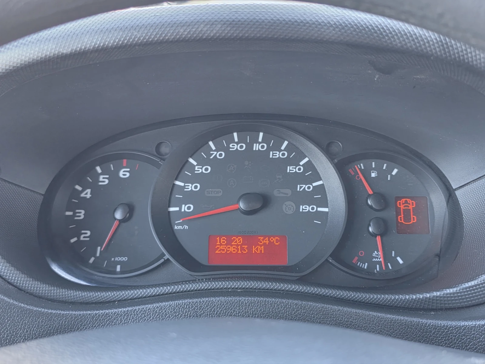Renault Master 2.3dCI, снимка 17 - Бусове и автобуси - 55709045