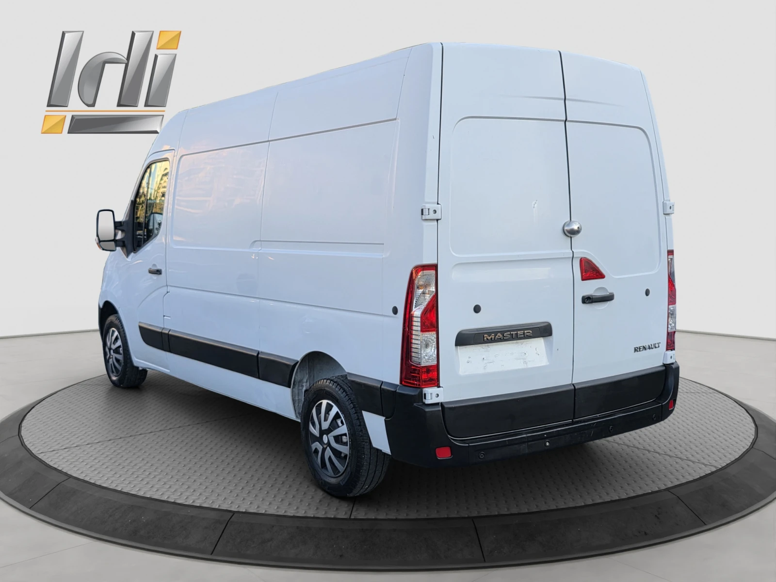 Renault Master 2.3dCI, снимка 4 - Бусове и автобуси - 55709045