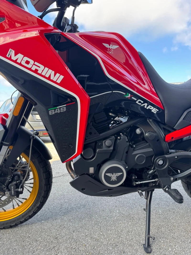 Moto Morini X-Cape 650i-ABS-TCS-NAVI-SC PROJECT-КАТО НОВ, снимка 13 - Мотоциклети и мототехника - 53520223