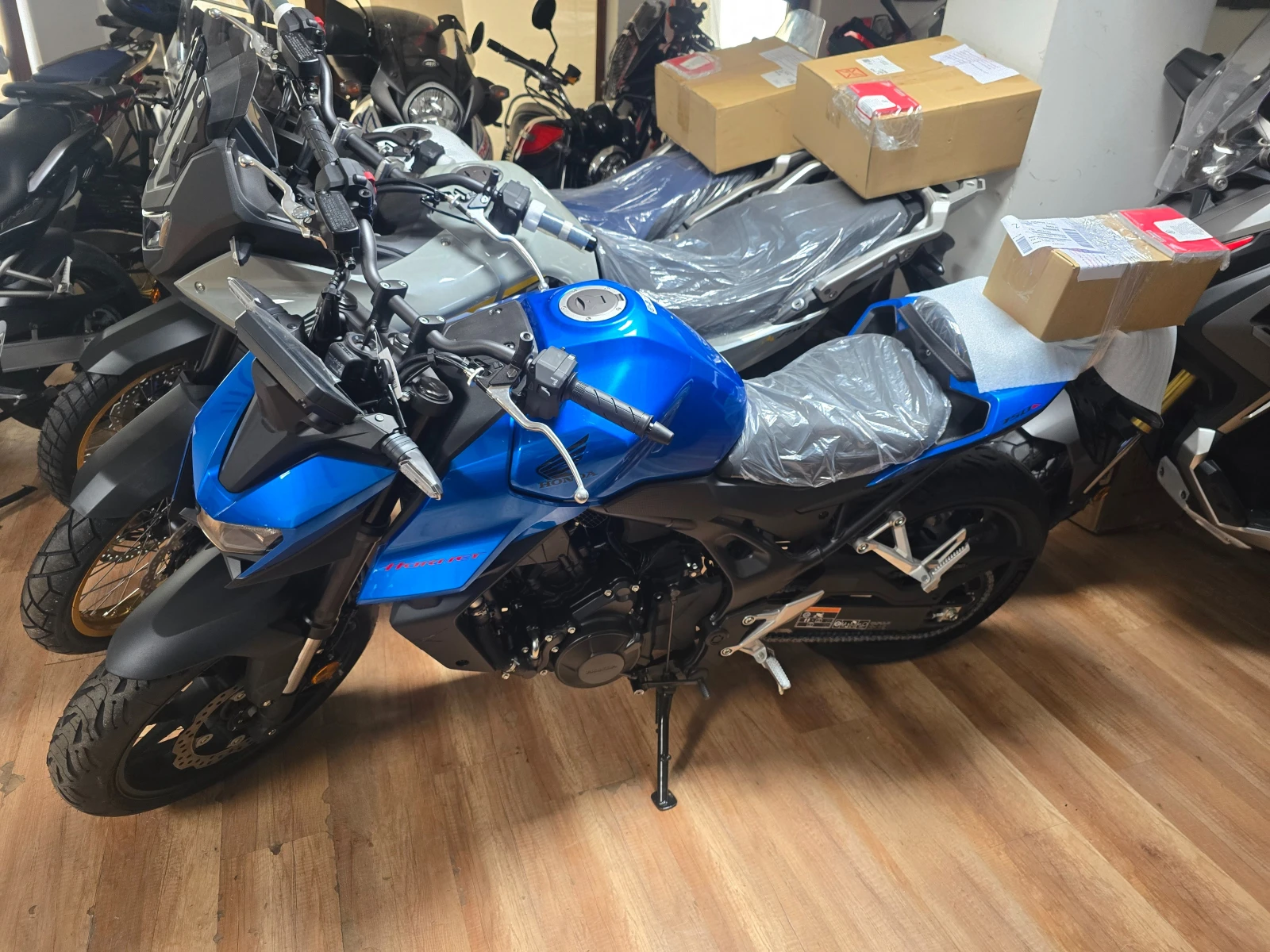 Honda Hornet 750 NEW 2025!!! KM= 0!!! | Mobile.bg   13