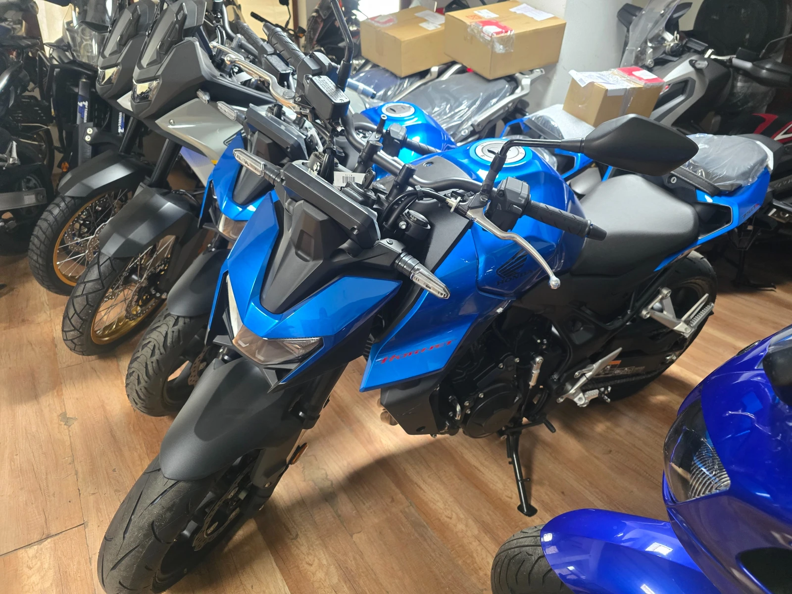 Honda Hornet 750 NEW 2025!!! KM= 0!!! | Mobile.bg   12