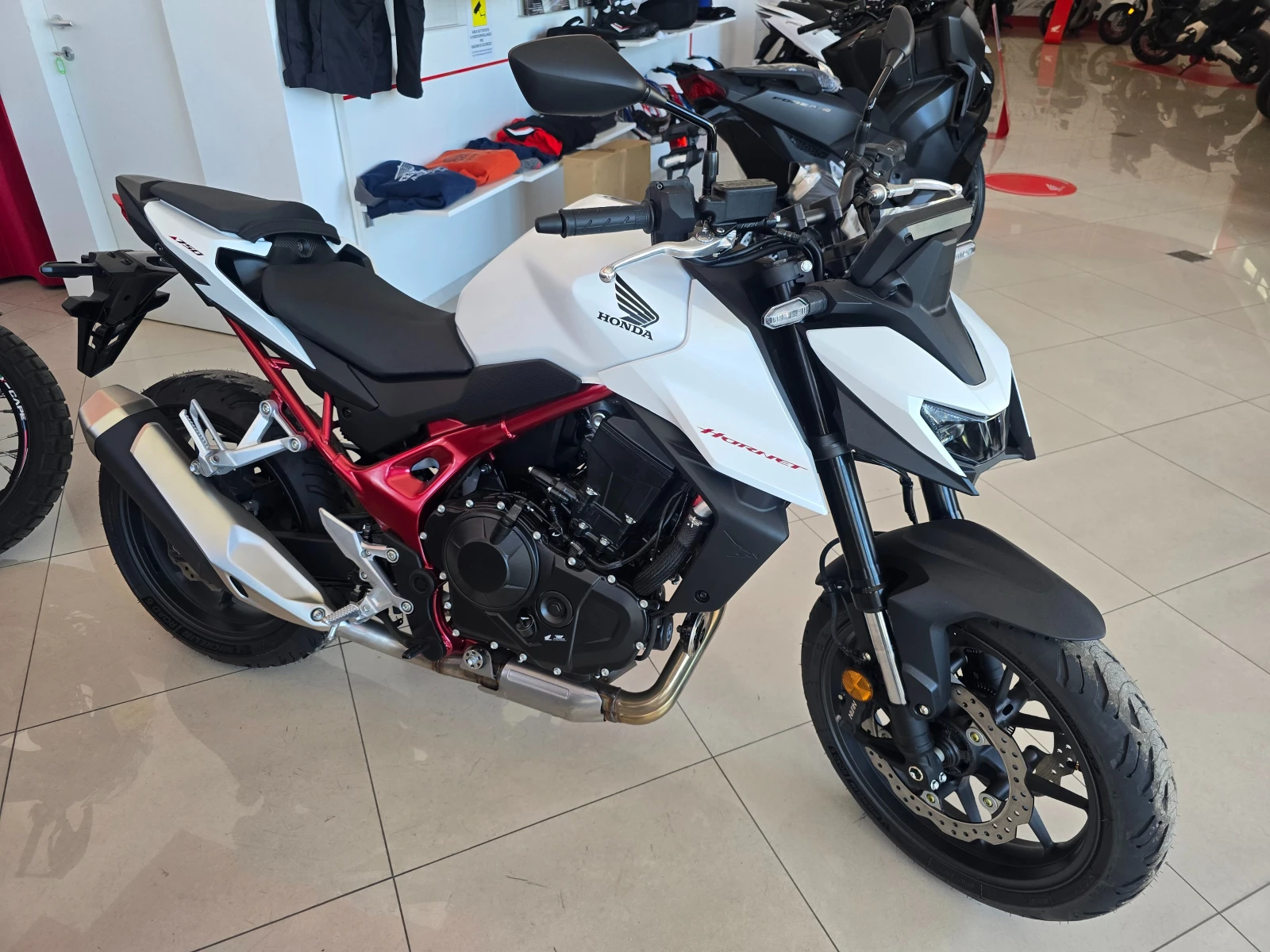 Honda Hornet 750 NEW 2025!!! KM= 0!!! - изображение 2
