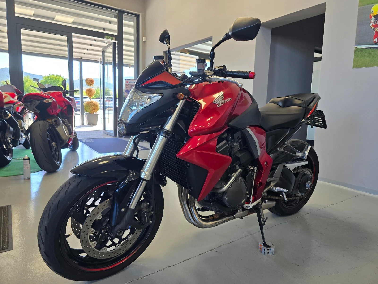Honda Cb 1000R, 2010г., снимка 5 - Мотоциклети и мототехника - 56001721