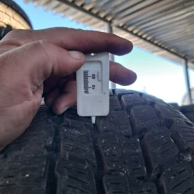 Гуми Зимни 225/75R16, снимка 1