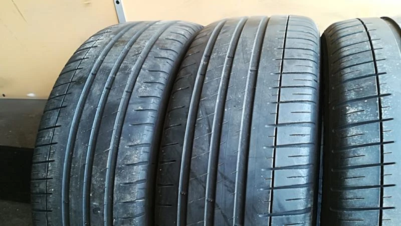 Гуми Летни 225/45R18, снимка 7 - Гуми и джанти - 25714174