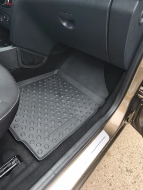 Dacia Sandero 1.5dci90 полуавтоматик, снимка 9