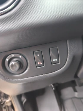 Dacia Sandero 1.5dci90 полуавтоматик, снимка 14