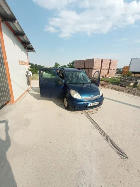     Toyota Yaris verso