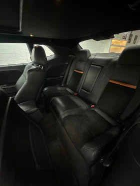 Dodge Challenger SRT8, снимка 14