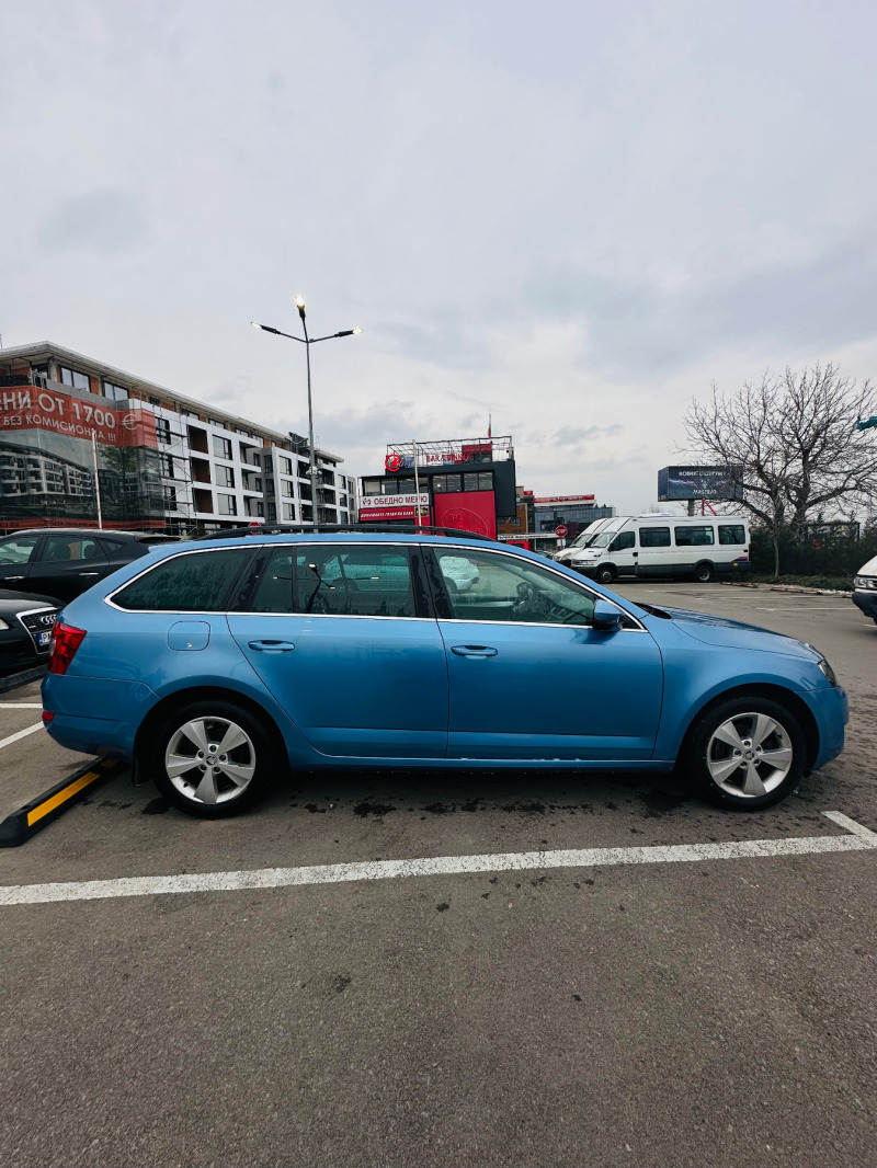 Skoda Octavia, снимка 4 - Автомобили и джипове - 45812036