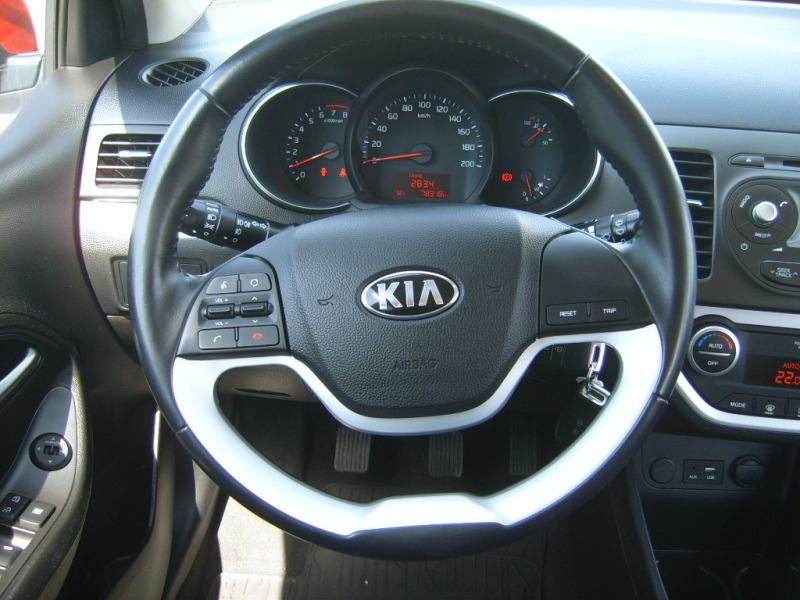 Kia Picanto 1, 0i , снимка 10 - Автомобили и джипове - 46781416