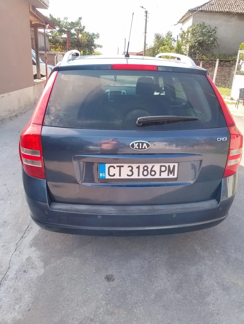 Kia Ceed 1.6, снимка 2 - Автомобили и джипове - 47361618