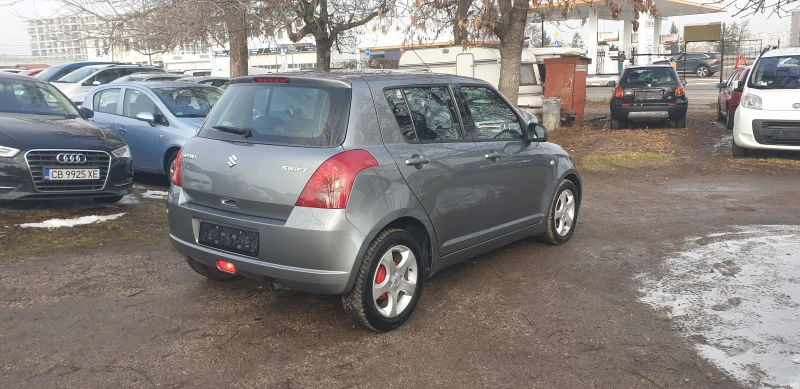 Suzuki Swift 1.3i ВНОС ИТАЛИЯ БЕЗ РЪЖДИ И ЗАБЕЛЕЖКИ 138000км., снимка 5 - Автомобили и джипове - 48499238