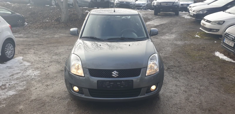 Suzuki Swift 1.3i ВНОС ИТАЛИЯ БЕЗ РЪЖДИ И ЗАБЕЛЕЖКИ 138000км., снимка 2 - Автомобили и джипове - 48499238