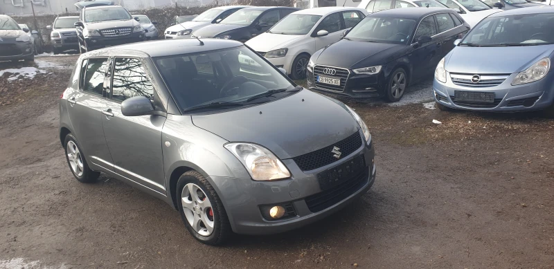 Suzuki Swift 1.3i ВНОС ИТАЛИЯ БЕЗ РЪЖДИ И ЗАБЕЛЕЖКИ 138000км., снимка 3 - Автомобили и джипове - 48499238