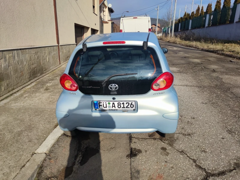 Toyota Aygo Като Нова!!!, снимка 3 - Автомобили и джипове - 48800453