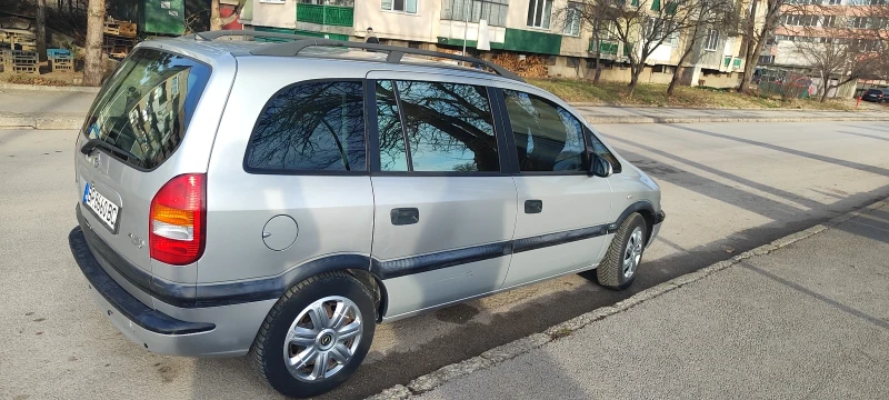 Opel Zafira, снимка 5 - Автомобили и джипове - 48848421