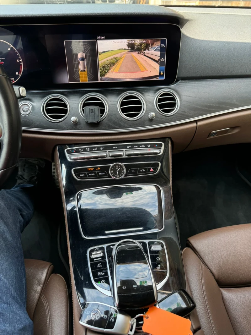 Mercedes-Benz E 220 CDI 4matic ШВЕЙЦАРИЯ, снимка 13 - Автомобили и джипове - 52654045