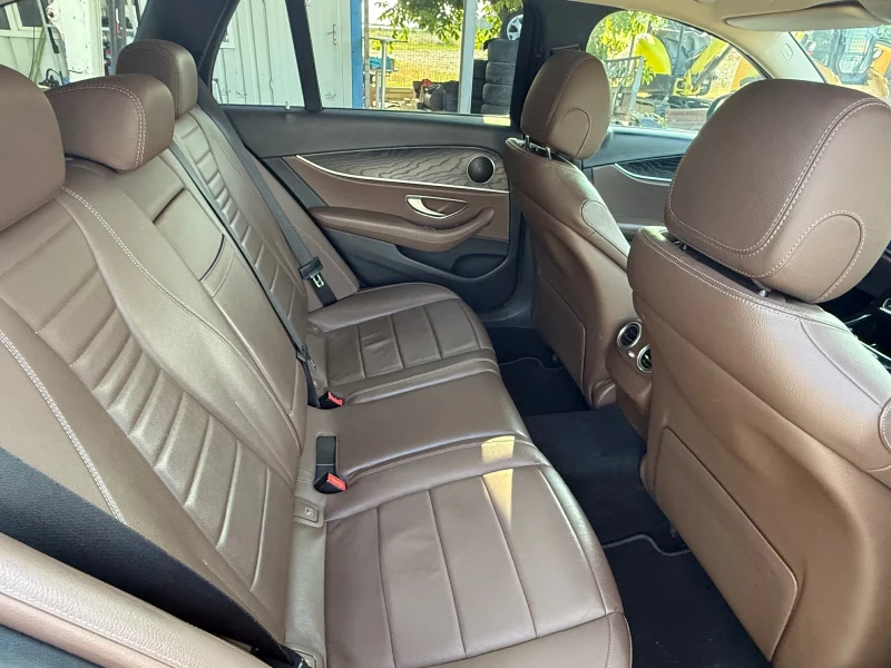 Mercedes-Benz E 220 CDI 4matic ШВЕЙЦАРИЯ, снимка 9 - Автомобили и джипове - 52654045