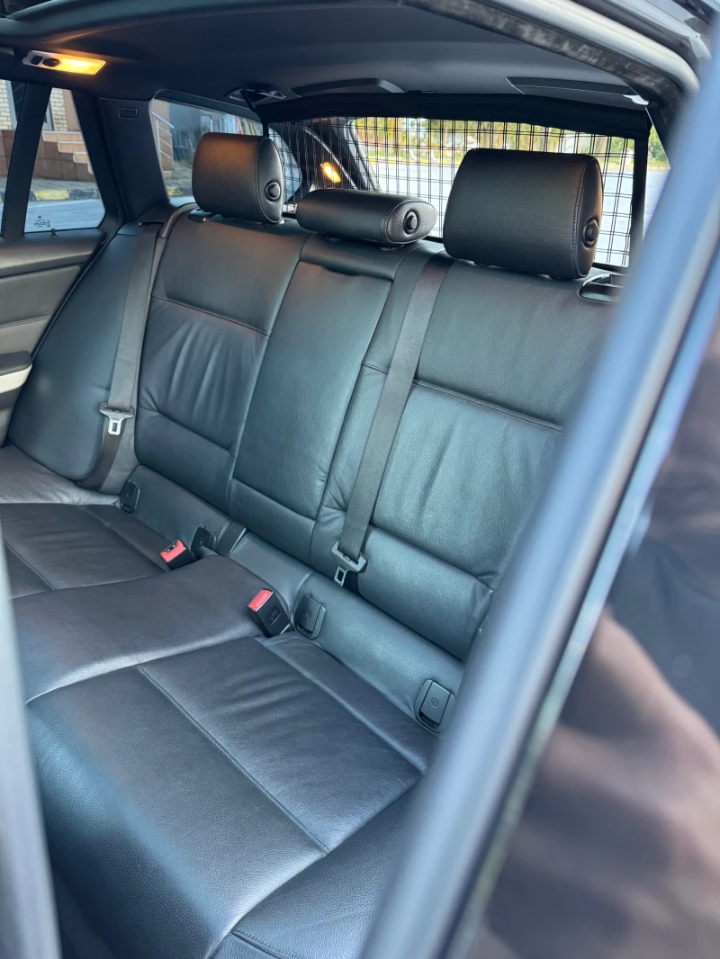 BMW 335, снимка 16 - Автомобили и джипове - 51451838