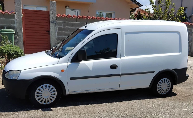 Opel Combo, снимка 2 - Автомобили и джипове - 51569667