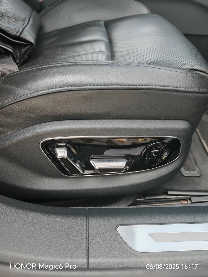 Audi A8 107 хил.км. РЕАЛНИ!! B&O, Matrix, 360, Soft close, снимка 12 - Автомобили и джипове - 51689537