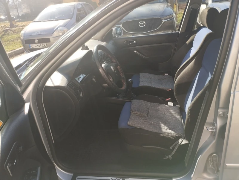 VW Golf 1.9/110 коня, снимка 7 - Автомобили и джипове - 52684312