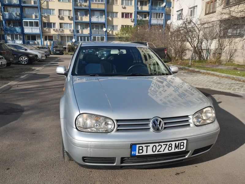 VW Golf 1.9/110 коня, снимка 5 - Автомобили и джипове - 52684312