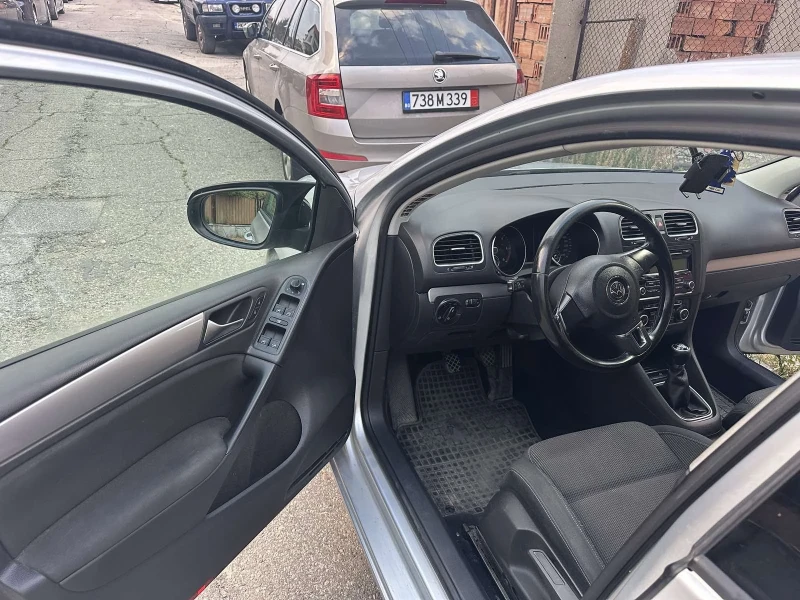 VW Golf, снимка 12 - Автомобили и джипове - 52740529