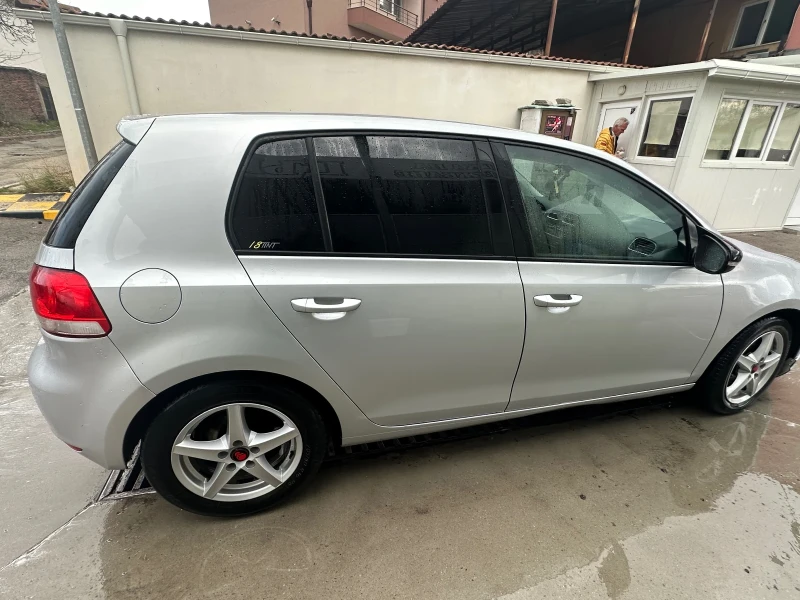 VW Golf, снимка 9 - Автомобили и джипове - 52740529