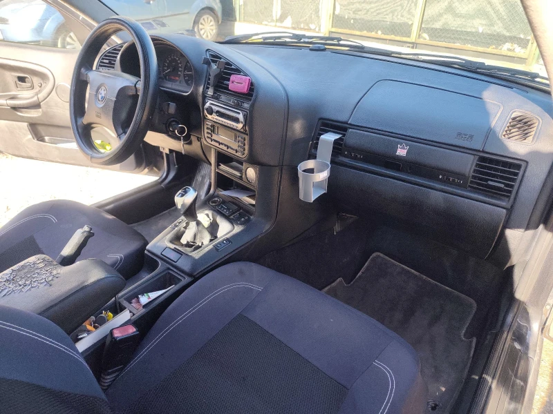 BMW 318, снимка 4 - Автомобили и джипове - 52864024