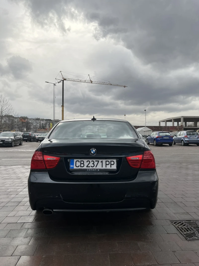 BMW 320 320i FACELIFT, снимка 3 - Автомобили и джипове - 53186013