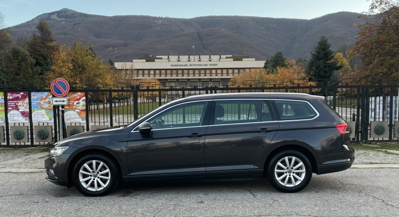 VW Passat 2.0 TDI/150 PS/LED/NAVI/ACC/PDC/CAMERA, снимка 7 - Автомобили и джипове - 53227306