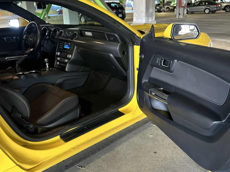 Ford Mustang 5.0 V8 CARFAX , снимка 11 - Автомобили и джипове - 53483992