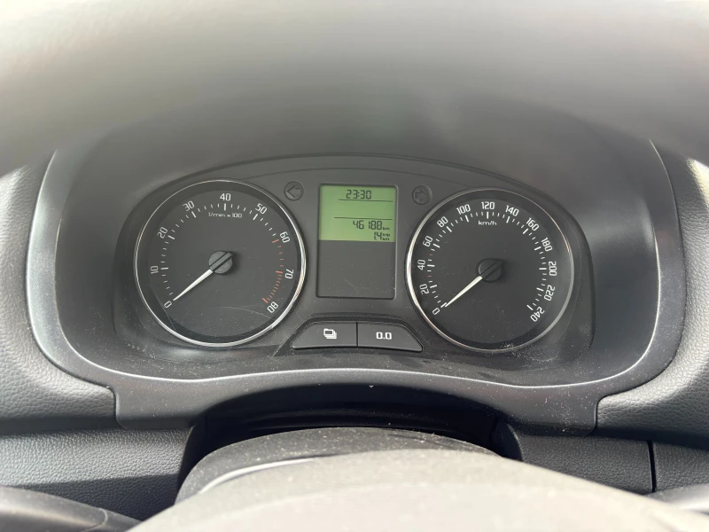 Skoda Fabia 1.2 tsi , снимка 9 - Автомобили и джипове - 53487393