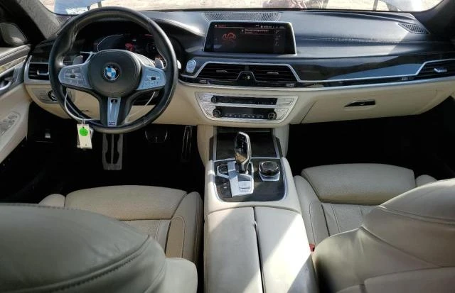 BMW 750 M* SPORT* XDRIVE* ДИГИТАЛНО* ТАБЛО* BOWER* WILKINS - изображение 7